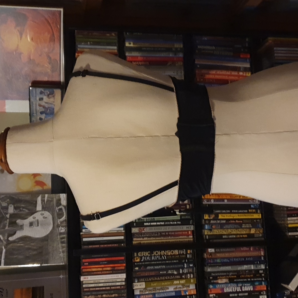 Kardashian collection bra. - Picture 2 of 6
